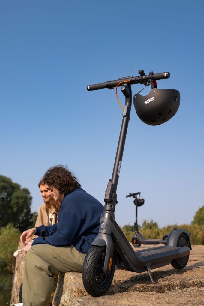 Ninebot KickScooter E2 Pro E — Ninebot E2 Pro E — vue 10 | Segway France