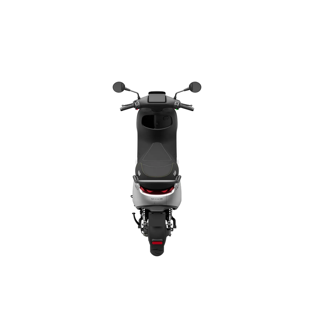 Vue arrière en plongée du scooter électrique Segway E150 S noir