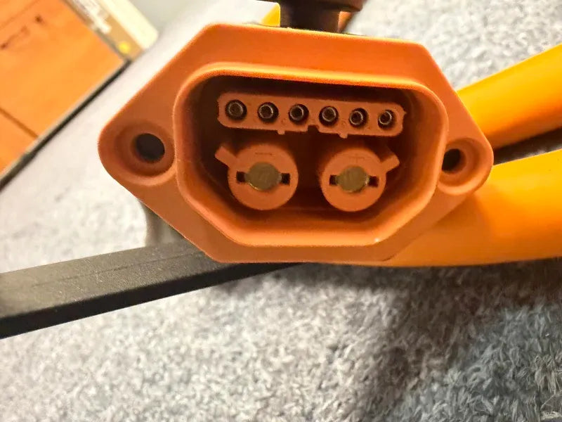 Câble de charge eScooter en Y pour E125S — vue 2 | Segway France