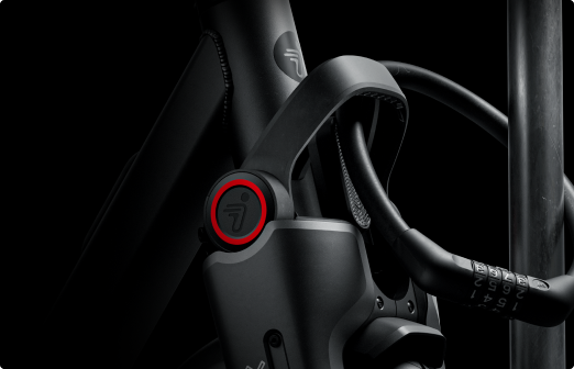 Détail de l'antivol à câble et du cadre de la trottinette Ninebot MAX G3 E