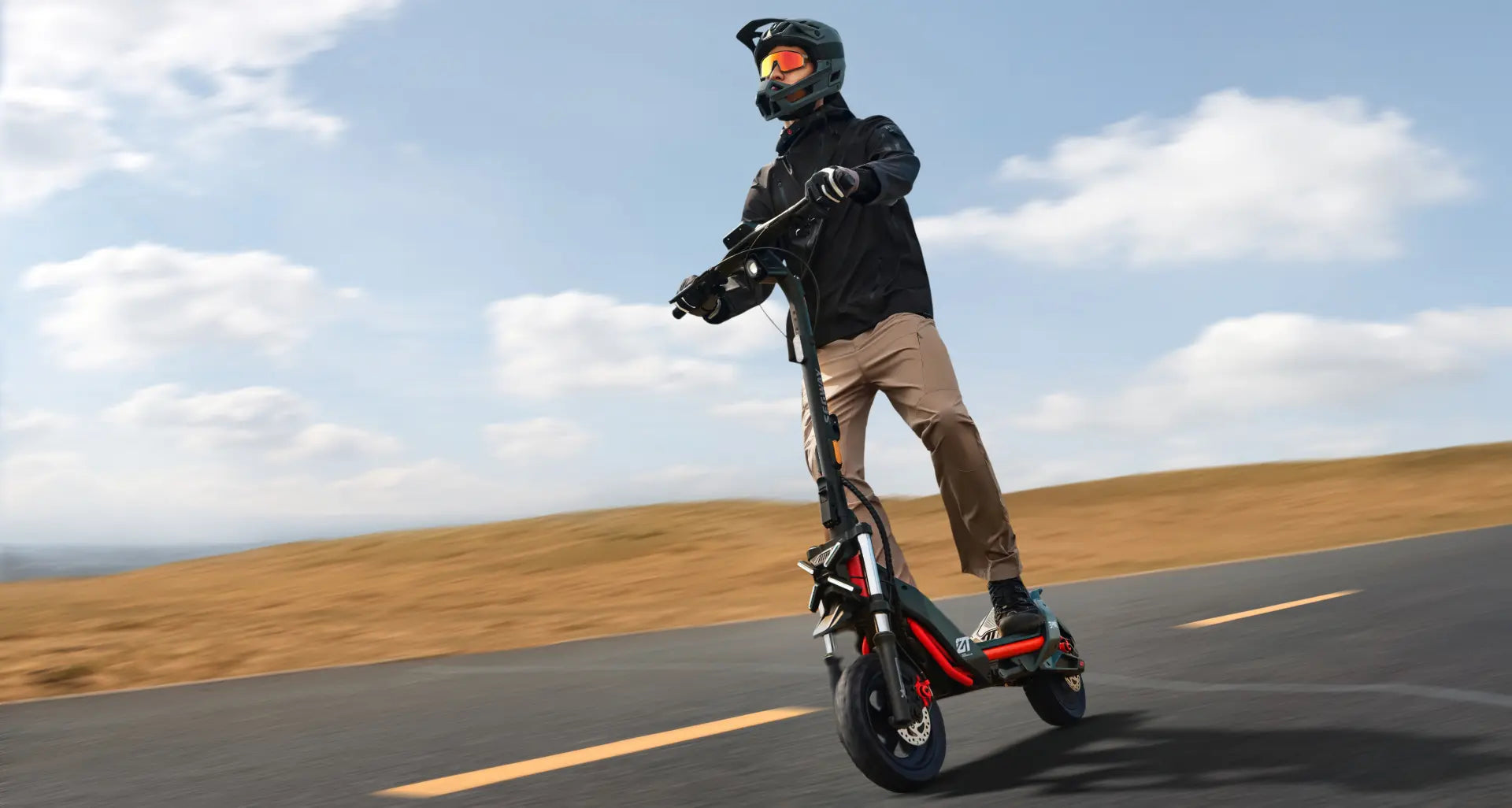 Batterie longue autonomie 70 km Ninebot Segway ZT3 Pro E, fiabilité garantie.