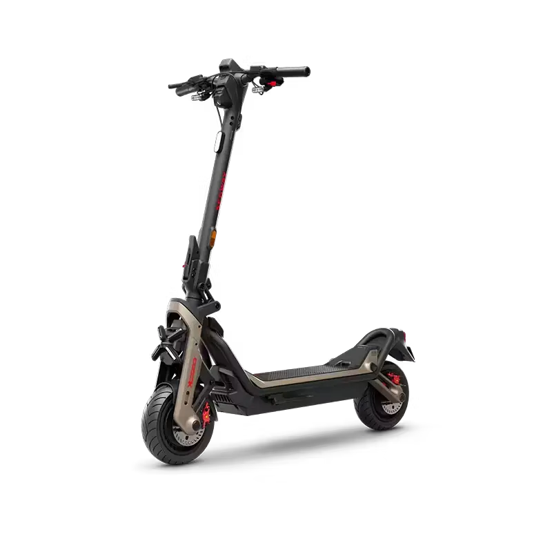Trottinette électrique Segway GT3 Pro vue de trois-quarts avant gauche