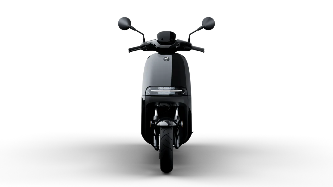 Scooter électrique Segway E300 SE noir, vue de face