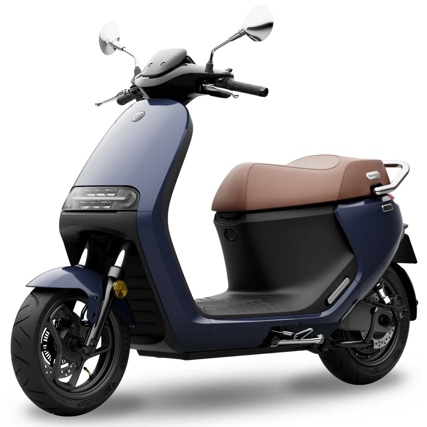 Scooter électrique Segway E150 S bleu brillant, vue trois-quarts avant